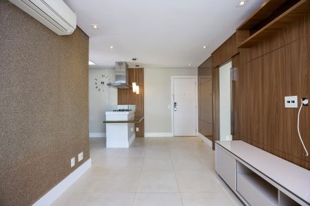Apartamento à venda com 70m², 2 quartos e 1 vagaSala