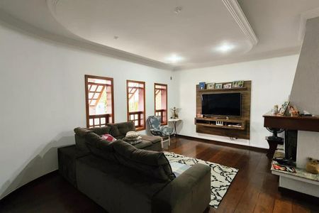 Casa à venda com 3 quartos, 214m² em Jardim Santa Gertrudes, Jundiaí