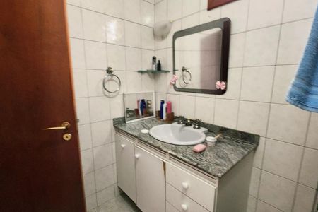 Casa à venda com 3 quartos, 214m² em Jardim Santa Gertrudes, Jundiaí
