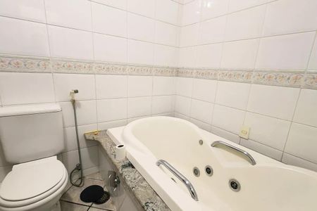 Casa à venda com 3 quartos, 214m² em Jardim Santa Gertrudes, Jundiaí