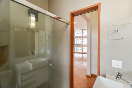Apartamento à venda com 147m², 4 quartos e 1 vagaBanheiro Suíte