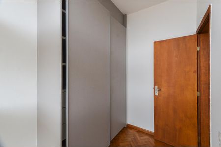 Apartamento à venda com 147m², 4 quartos e 1 vagaQuarto 2