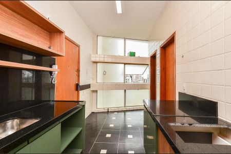 Apartamento à venda com 147m², 4 quartos e 1 vagaCozinha