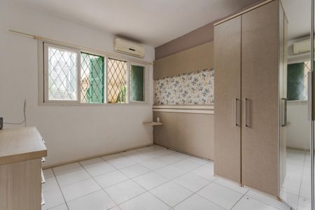 Quarto 1 de apartamento à venda com 2 quartos, 53m² em Petrópolis, Porto Alegre