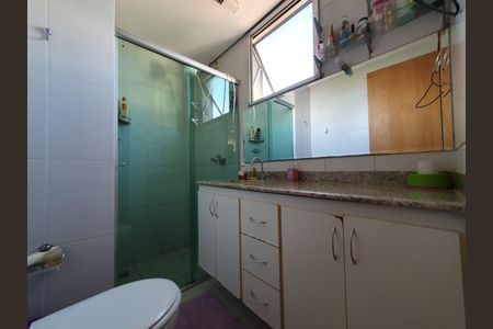 Apartamento à venda com 188m², 4 quartos e 2 vagasBanheiro