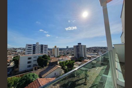 Apartamento à venda com 188m², 4 quartos e 2 vagasÁrea externa