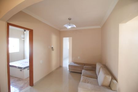 Sala de casa para alugar com 2 quartos, 140m² em Vila Anita, Nova Iguaçu