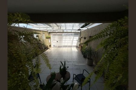 Casa à venda com 122m², 3 quartos e 4 vagasÁrea externa