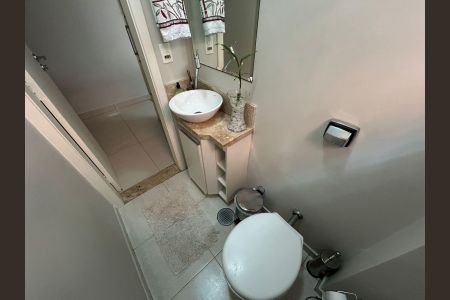 Casa à venda com 122m², 3 quartos e 4 vagasLavabo