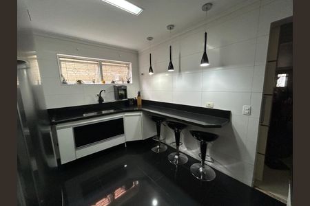 Casa à venda com 122m², 3 quartos e 4 vagasCozinha