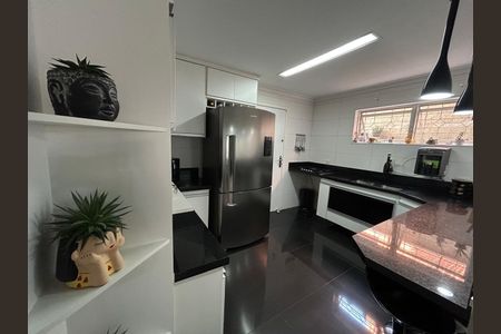 Casa à venda com 122m², 3 quartos e 4 vagasCozinha