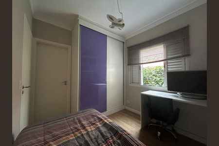 Casa à venda com 122m², 3 quartos e 4 vagasQuarto 2