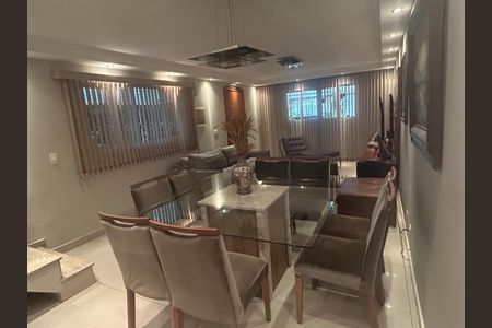 Sala de casa à venda com 3 quartos, 122m² em Vila do Bosque, São Paulo