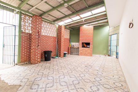 Casa para alugar com 188m², 6 quartos e 4 vagasÁrea comum - Churrasqueira