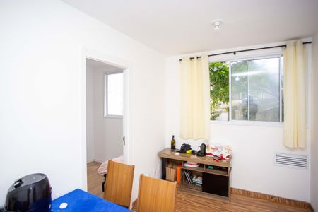 Sala de apartamento para alugar com 2 quartos, 34m² em Jardim Miriam, São Paulo