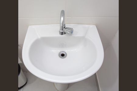 Apartamento para alugar com 34m², 2 quartos e sem vagaBanheiro