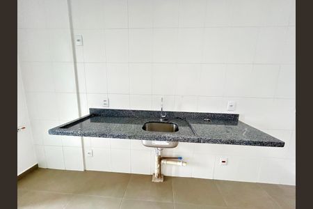 Apartamento à venda com 69m², 2 quartos e 2 vagasCozinha