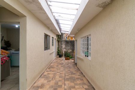 Casa para alugar com 250m², 3 quartos e 3 vagas Casa para alugar com 250m², 3 quartos e 3 vagasQuintal