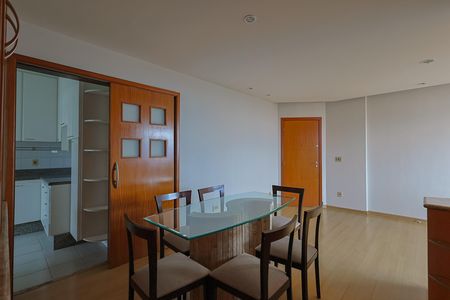 Apartamento para alugar com 95m², 3 quartos e 2 vagas