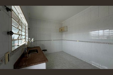 Casa à venda com 5 quartos, 130m² em Jardim Ivana, São Paulo