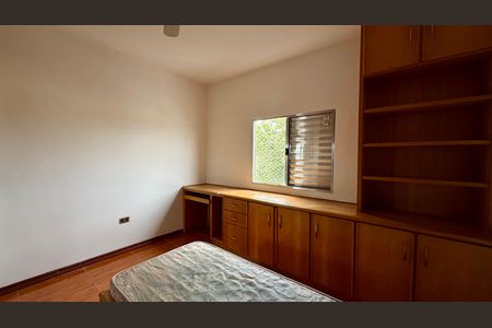 Casa à venda com 5 quartos, 130m² em Jardim Ivana, São Paulo