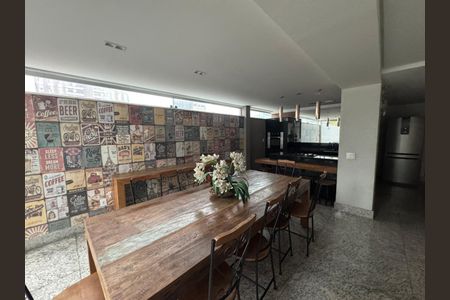 Apartamento para alugar com 80m², 2 quartos e 2 vagas