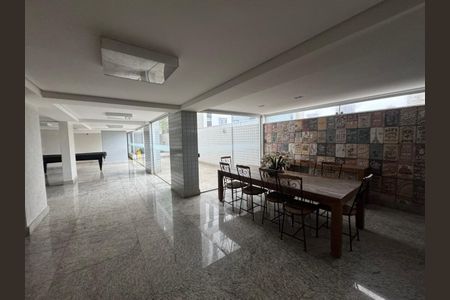 Apartamento para alugar com 80m², 2 quartos e 2 vagas