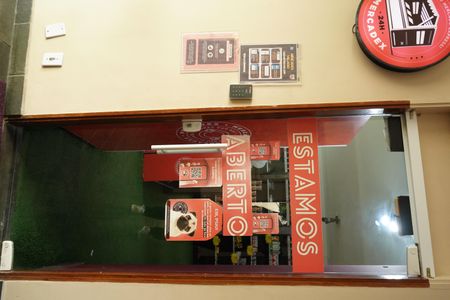 Apartamento à venda com 69m², 3 quartos e 1 vagaMercado 24h