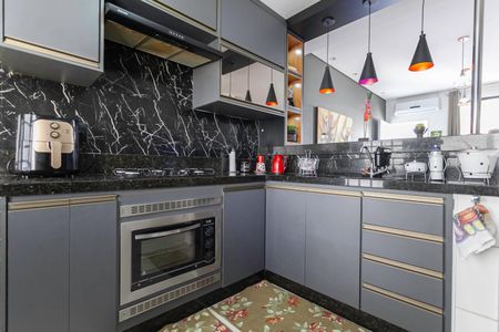 Apartamento à venda com 122m², 2 quartos e 4 vagasCozinha