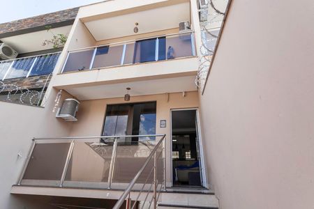 Apartamento à venda com 122m², 2 quartos e 4 vagasFachada