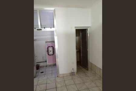 Casa à venda com 200m², 3 quartos e 2 vagas Casa à venda com 200m², 3 quartos e 2 vagasCozinha