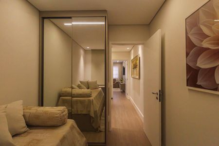 Casa à venda com 200m², 2 quartos e 2 vagas Casa à venda com 200m², 2 quartos e 2 vagasQuarto 2