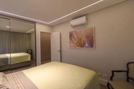 Quarto 1 de casa à venda com 2 quartos, 200m² em Vila Ivone, São Paulo