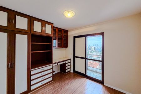 Apartamento para alugar com 81m², 2 quartos e 2 vagasQuarto 2 - Suíte