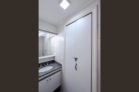 Apartamento para alugar com 81m², 2 quartos e 2 vagasBanheiro da Suíte