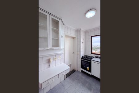 Apartamento para alugar com 81m², 2 quartos e 2 vagasCozinha