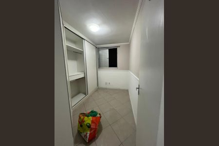 Quarto de apartamento à venda com 2 quartos, 53m² em Jardim Roberto, Osasco