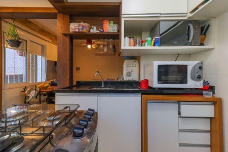 Cozinha  de apartamento para alugar com 3 quartos, 67m² em Teresópolis, Porto Alegre