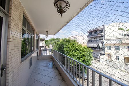 Apartamento para alugar com 80m², 1 quarto e 1 vaga Apartamento para alugar com 80m², 1 quarto e 1 vagaVaranda da Sala