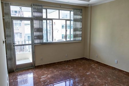 Apartamento para alugar com 80m², 3 quartos e 1 vagaSala