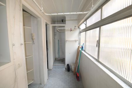 Apartamento à venda com 75m², 3 quartos e 1 vagaÁrea de Serviço