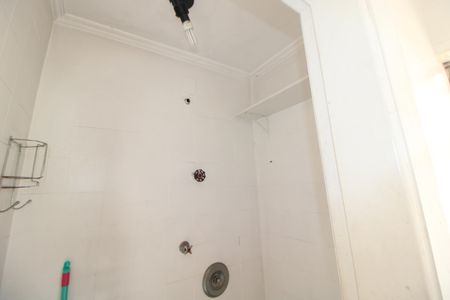 Apartamento à venda com 75m², 3 quartos e 1 vagaÁrea de Serviço - Banheiro