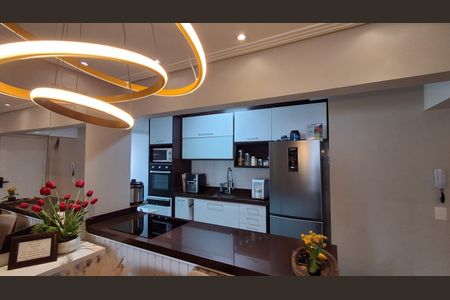 Apartamento à venda com 99m², 3 quartos e 2 vagas Apartamento à venda com 99m², 3 quartos e 2 vagasCozinha