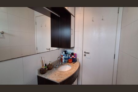 Apartamento à venda com 99m², 3 quartos e 2 vagas Apartamento à venda com 99m², 3 quartos e 2 vagasBanheiro Suíte 1