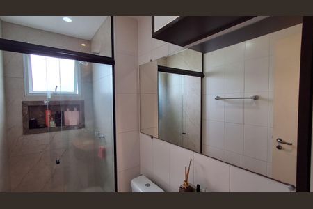 Apartamento à venda com 99m², 3 quartos e 2 vagas Apartamento à venda com 99m², 3 quartos e 2 vagasBanheiro Suíte 1
