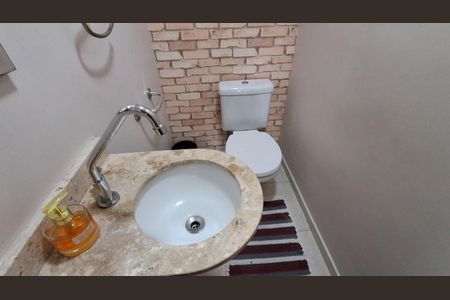 Apartamento à venda com 99m², 3 quartos e 2 vagas Apartamento à venda com 99m², 3 quartos e 2 vagasLavabo