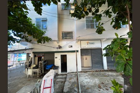 Apartamento para alugar com 50m², 2 quartos e sem vagaFachada + plaquinha