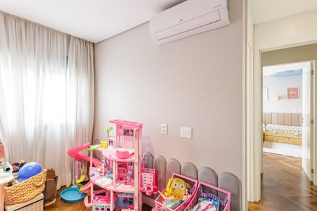 Apartamento à venda com 149m², 3 quartos e 2 vagasSuíte 1