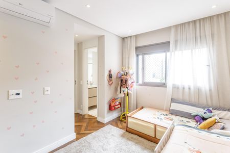 Apartamento à venda com 149m², 3 quartos e 2 vagasSuíte 2