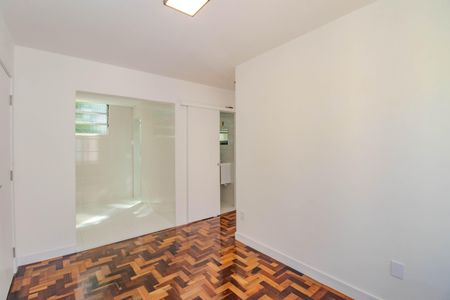 Sala de apartamento à venda com 2 quartos, 48m² em Jardim Itu, Porto Alegre